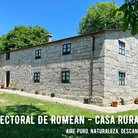 Hostel Rectoral De Romean O Corgo