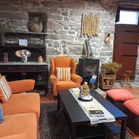 旅馆 Rectoral De Romean *