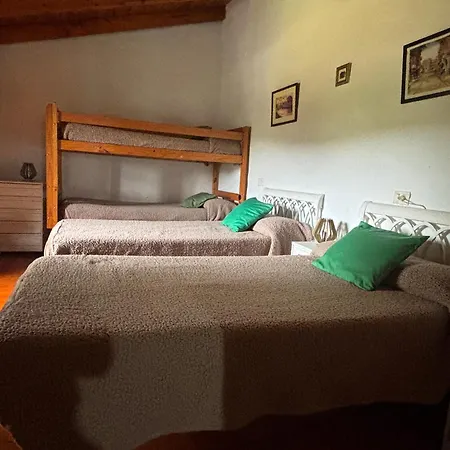 Rectoral De Romean Hostel O Corgo