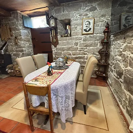 Rectoral De Romean Auberge de jeunesse *