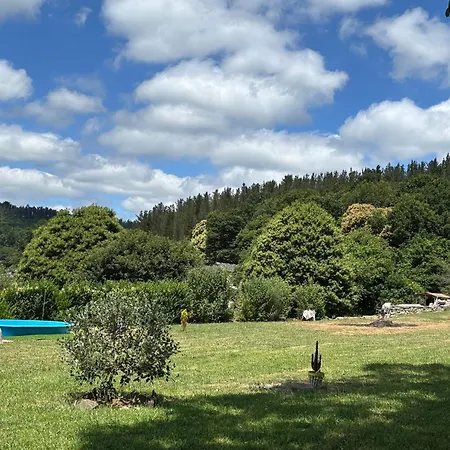 Rectoral De Romean Auberge de jeunesse O Corgo