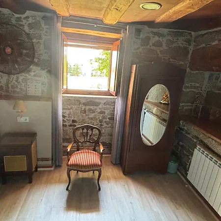 Rectoral De Romean Hostal *