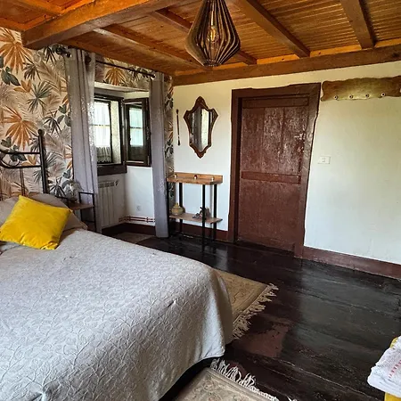 Auberge de jeunesse Rectoral De Romean O Corgo