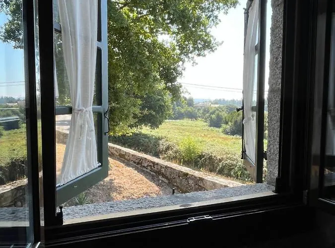 Rectoral De Romean Hostal *